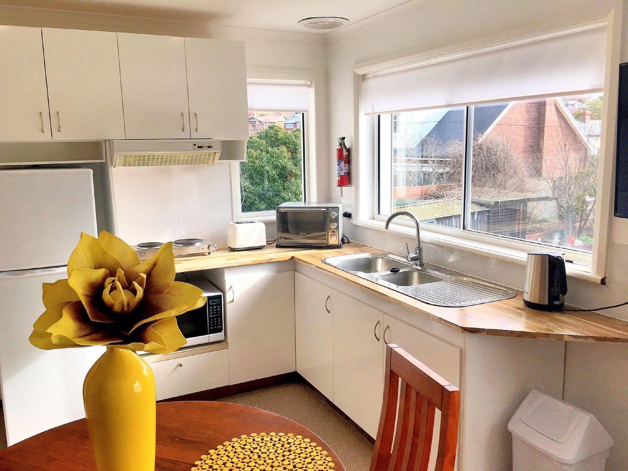 Motel Mayfair On Cavell Hobart Dış mekan fotoğraf